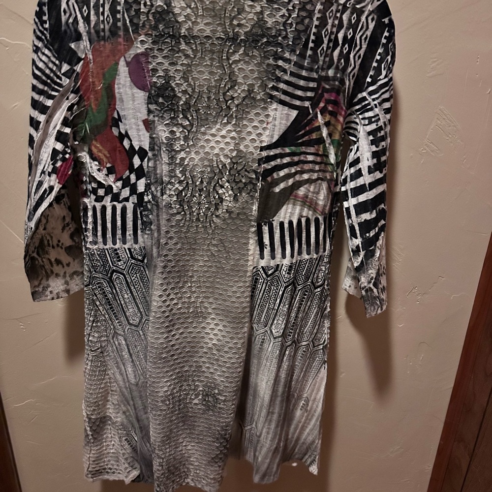 Colorful Patterned Women's Cardigan - Picture 2 of 5